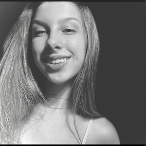 Meet your Posher, Isabelle